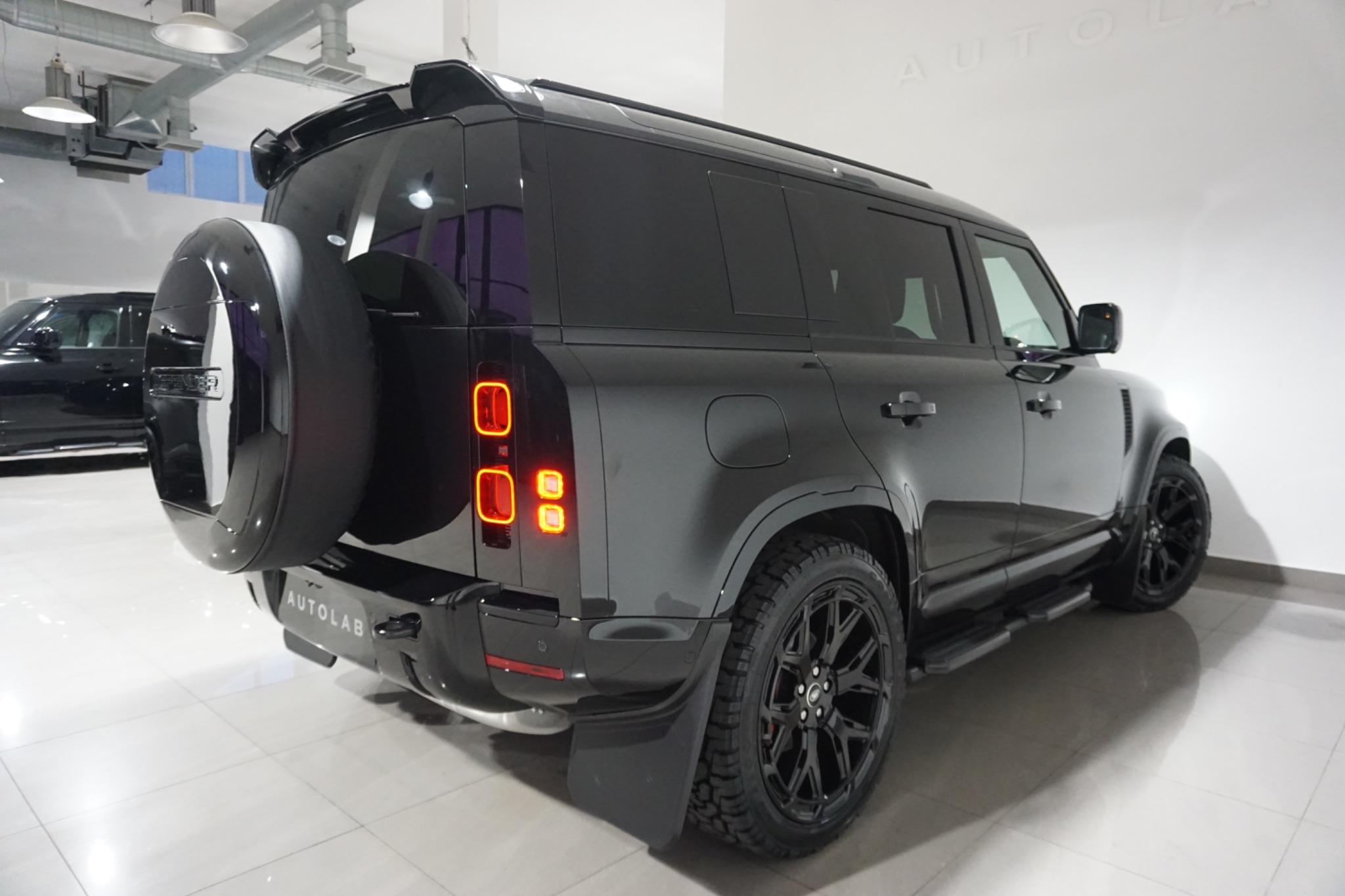 Land Rover Defender 110 3.0 D250 MHEV X-Dynamic HSE Auto 4WD Euro 6 (s/s) 5dr